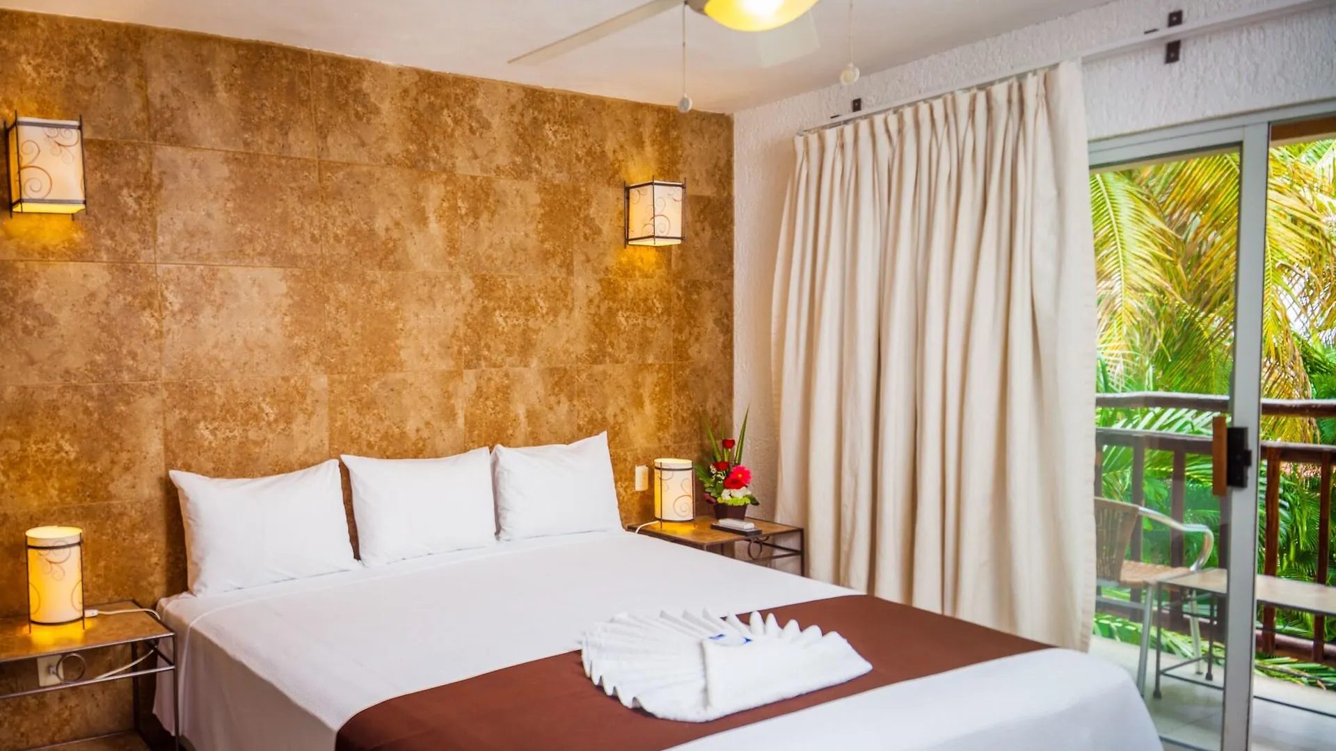 ****  Tukan Hotel Playa Del Carmen Mexico