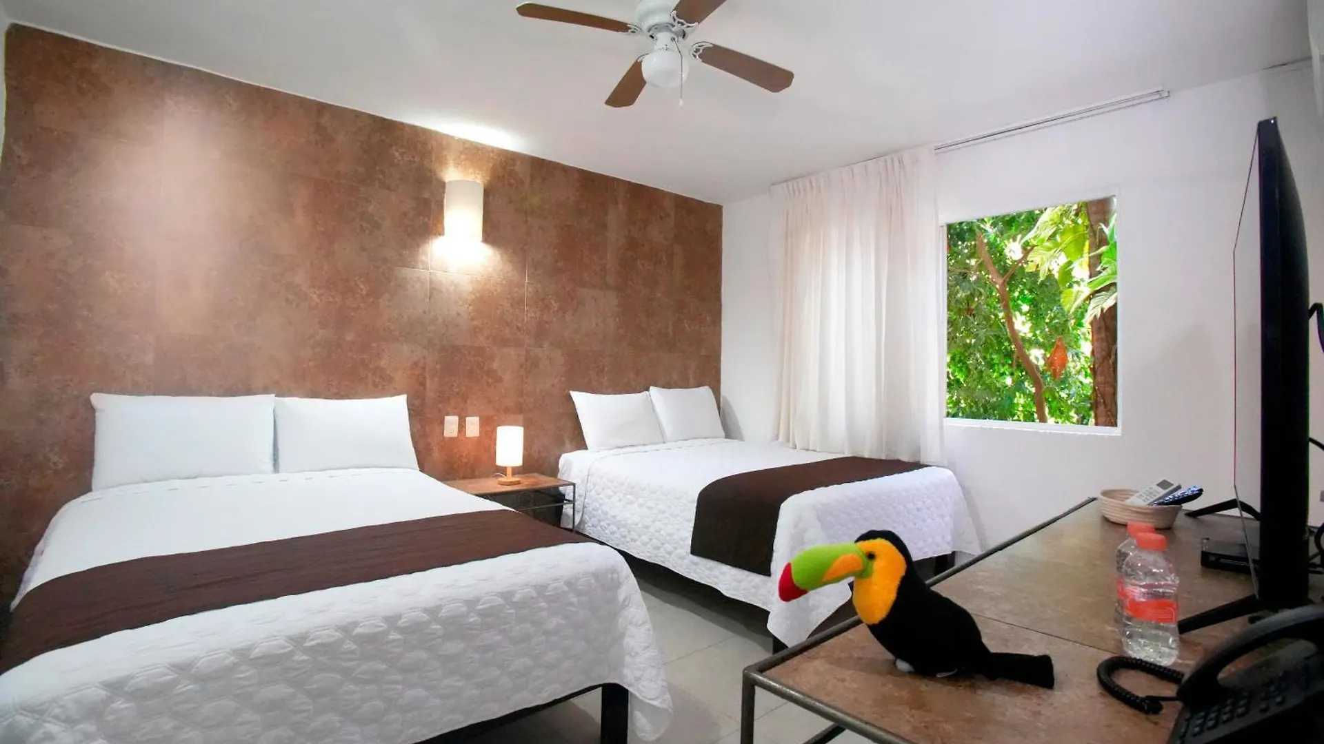 Tukan Hotel Playa Del Carmen 4*,