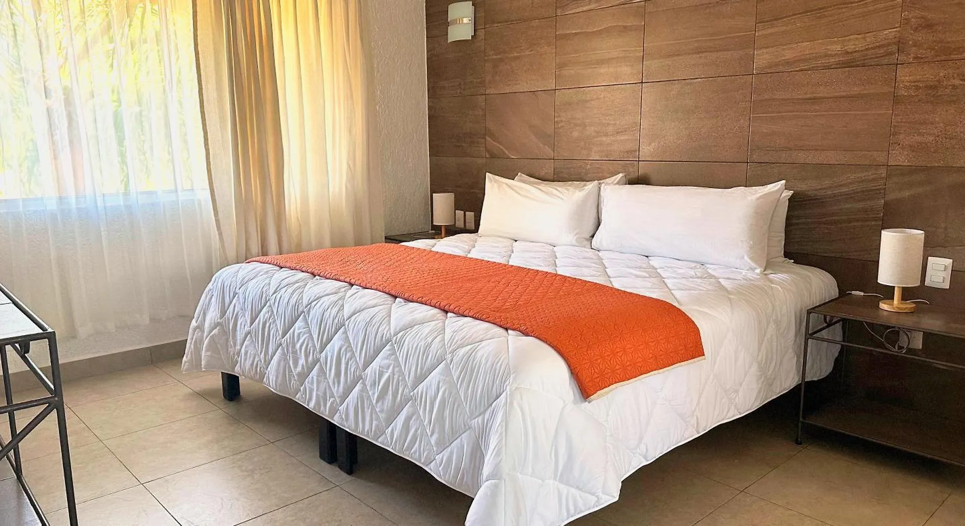 Tukan Hotel פלאייה דל כרמן