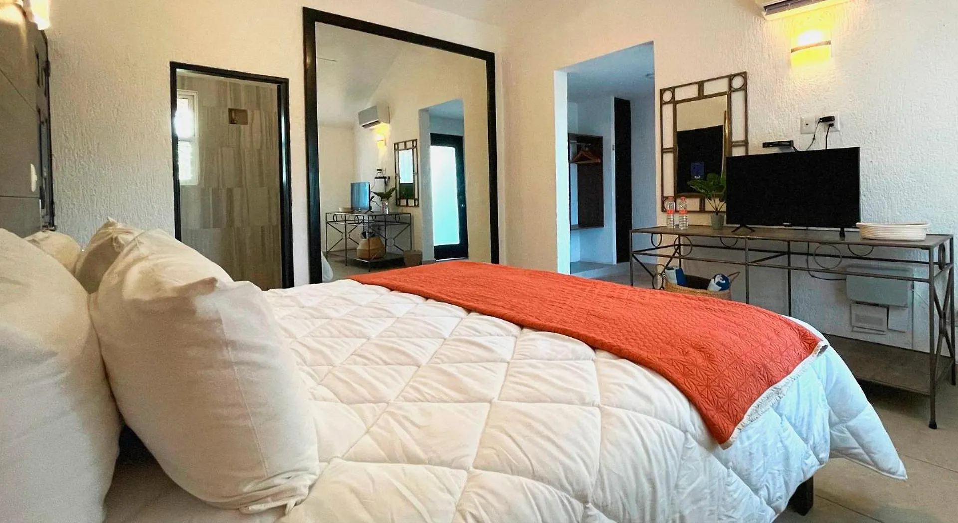 Tukan Hotel פלאייה דל כרמן